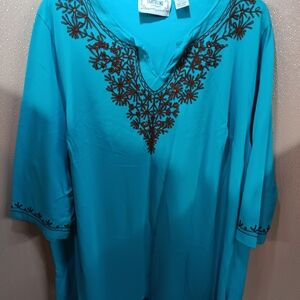 Tantrums Turquoise Embroidered V-Neck Women’s Top Short Sleeve Size 2X